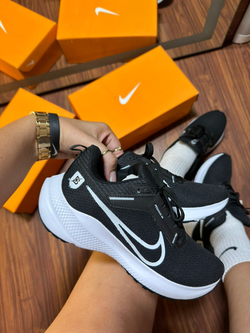 Nike Pegasus 40