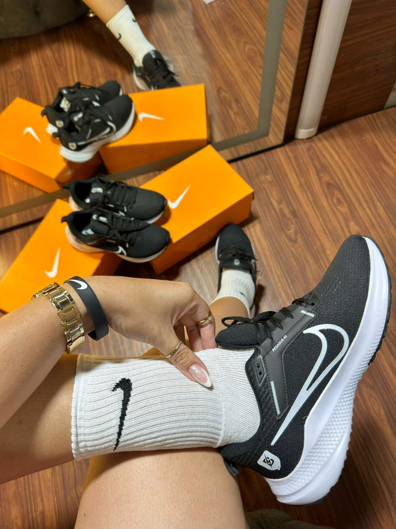 Nike Pegasus 40