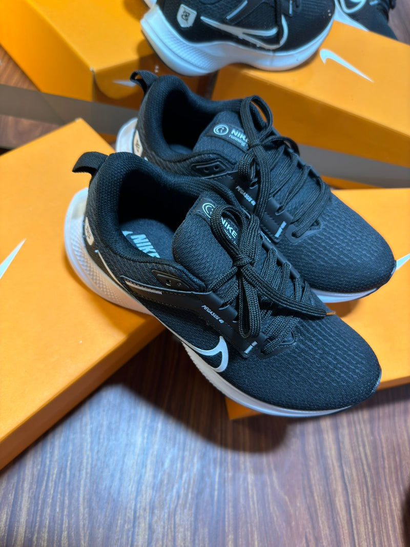 Nike Pegasus 40