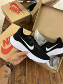 Tênis Nike Esportivo